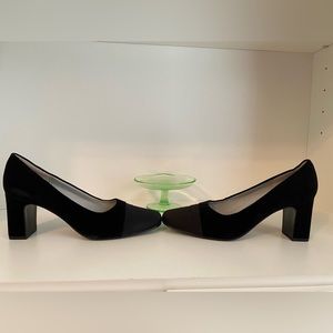 Nina Black Velvet & Satin pumps size 8.5